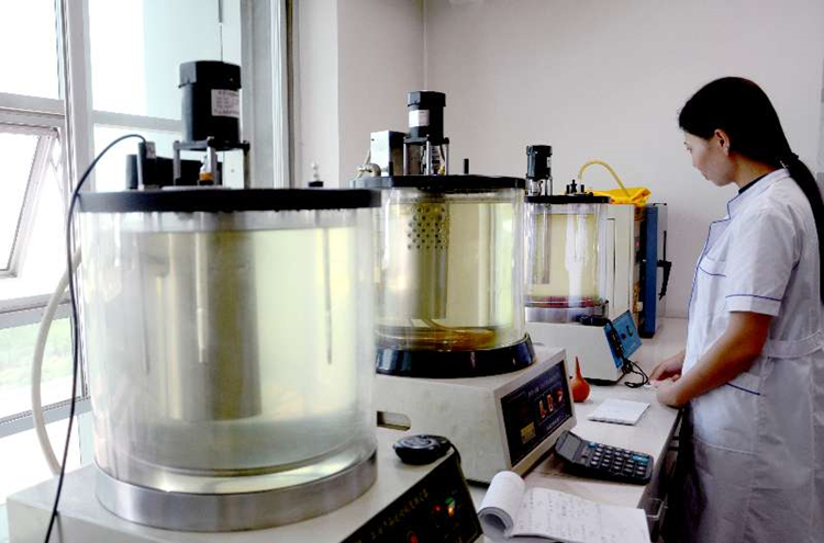 賽航抗磨液壓油運(yùn)動(dòng)粘度測(cè)定