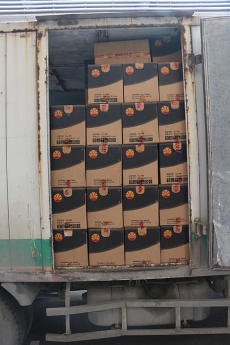 韋爾斯?jié)櫥褪徍写砩贪l(fā)貨現(xiàn)場 韋爾斯?jié)櫥褪徍写砩贪l(fā)貨現(xiàn)場